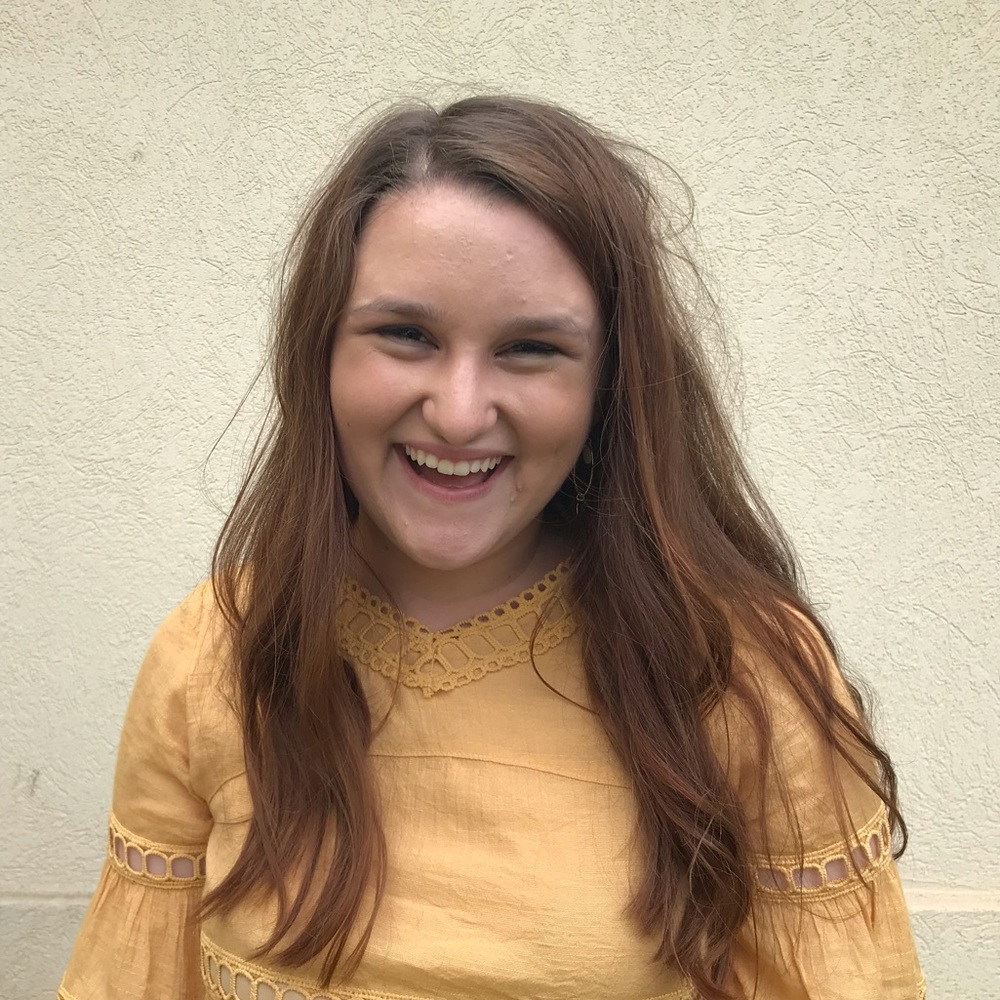 Meet your Posher, Claire